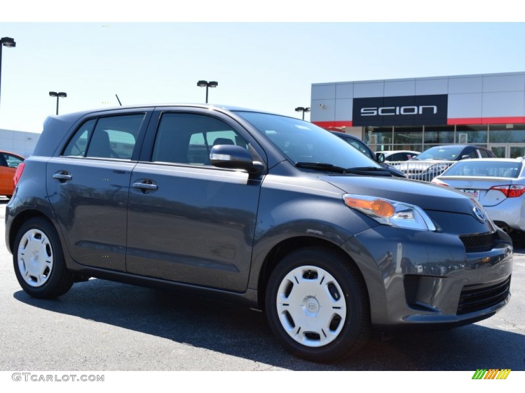 2014 xD  - Magnetic Gray Metallic / Black photo #1