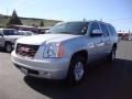 2013 Quicksilver Metallic GMC Yukon XL SLT 4x4  photo #3