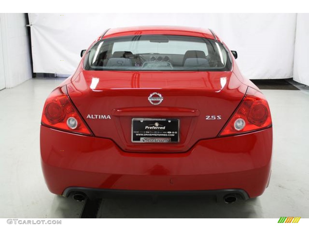 2008 Altima 2.5 S Coupe - Code Red Metallic / Charcoal photo #9