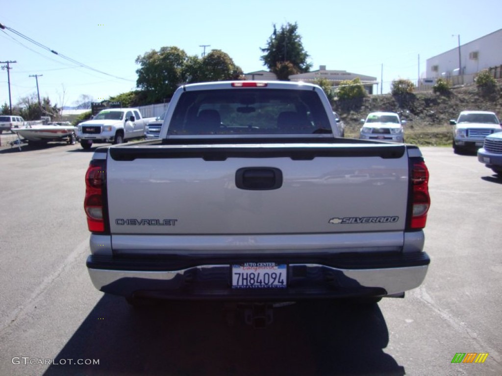 2004 Silverado 1500 LS Extended Cab - Silver Birch Metallic / Dark Charcoal photo #6