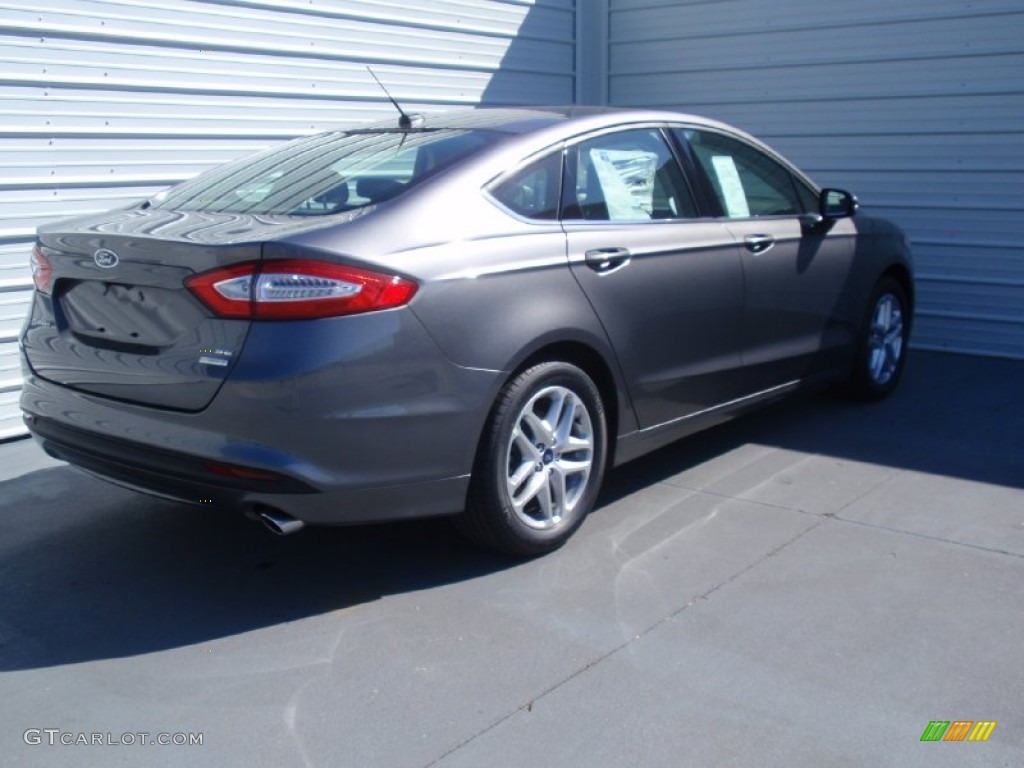 2014 Fusion SE EcoBoost - Sterling Gray / Charcoal Black photo #4