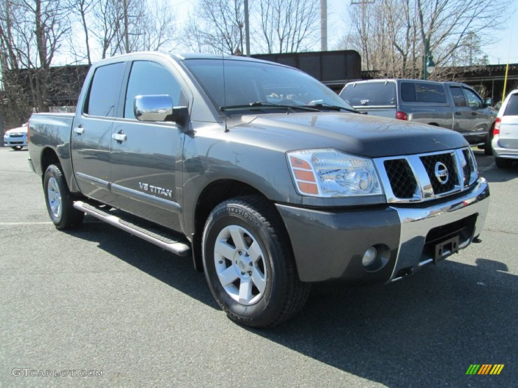 2007 Titan SE Crew Cab 4x4 - Smoke Gray / Graphite Black/Titanium photo #4