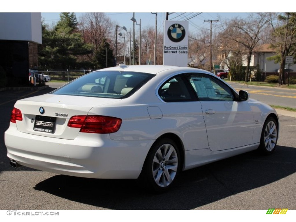 2011 3 Series 328i xDrive Coupe - Alpine White / Oyster/Black Dakota Leather photo #3