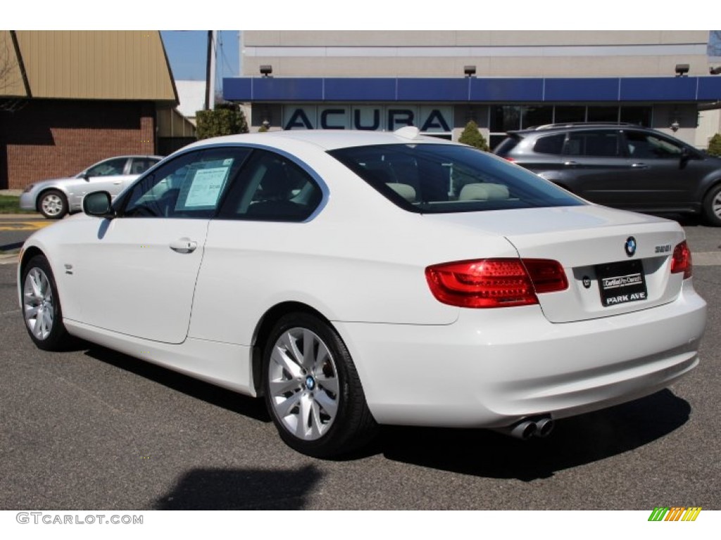 2011 3 Series 328i xDrive Coupe - Alpine White / Oyster/Black Dakota Leather photo #5