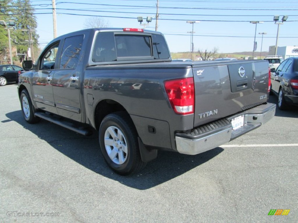2007 Titan SE Crew Cab 4x4 - Smoke Gray / Graphite Black/Titanium photo #8