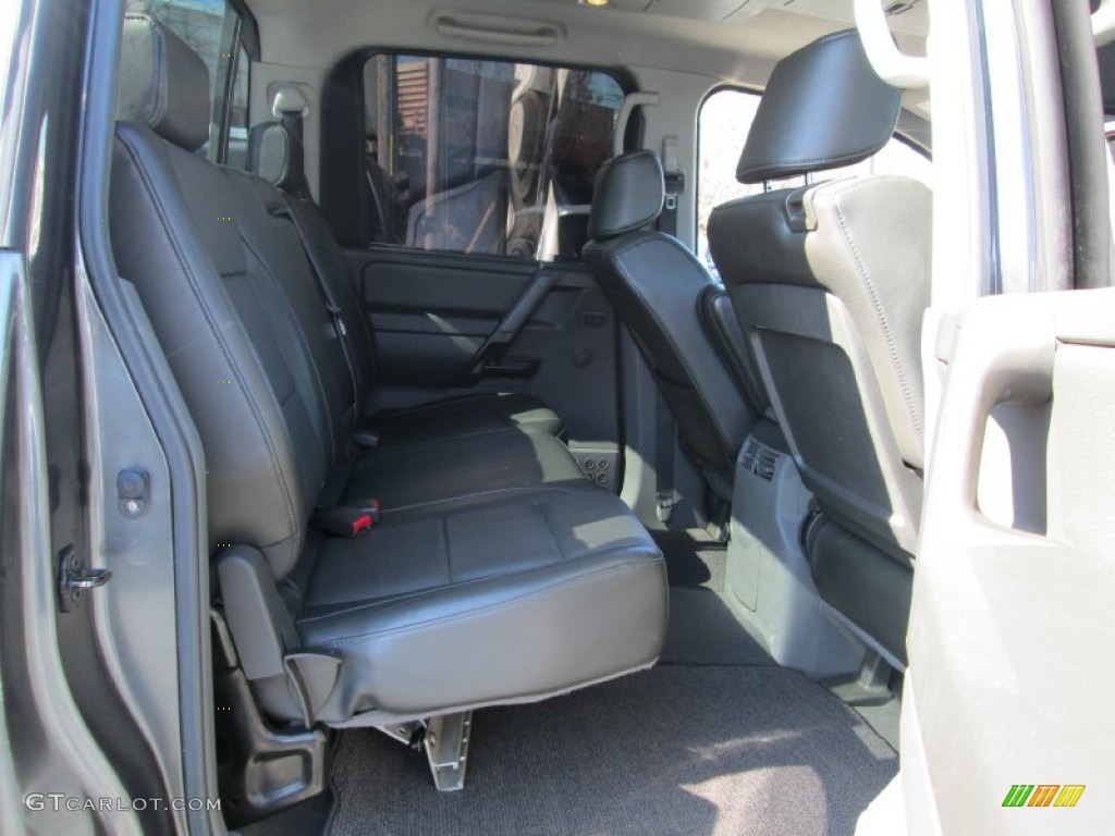 2007 Titan SE Crew Cab 4x4 - Smoke Gray / Graphite Black/Titanium photo #18