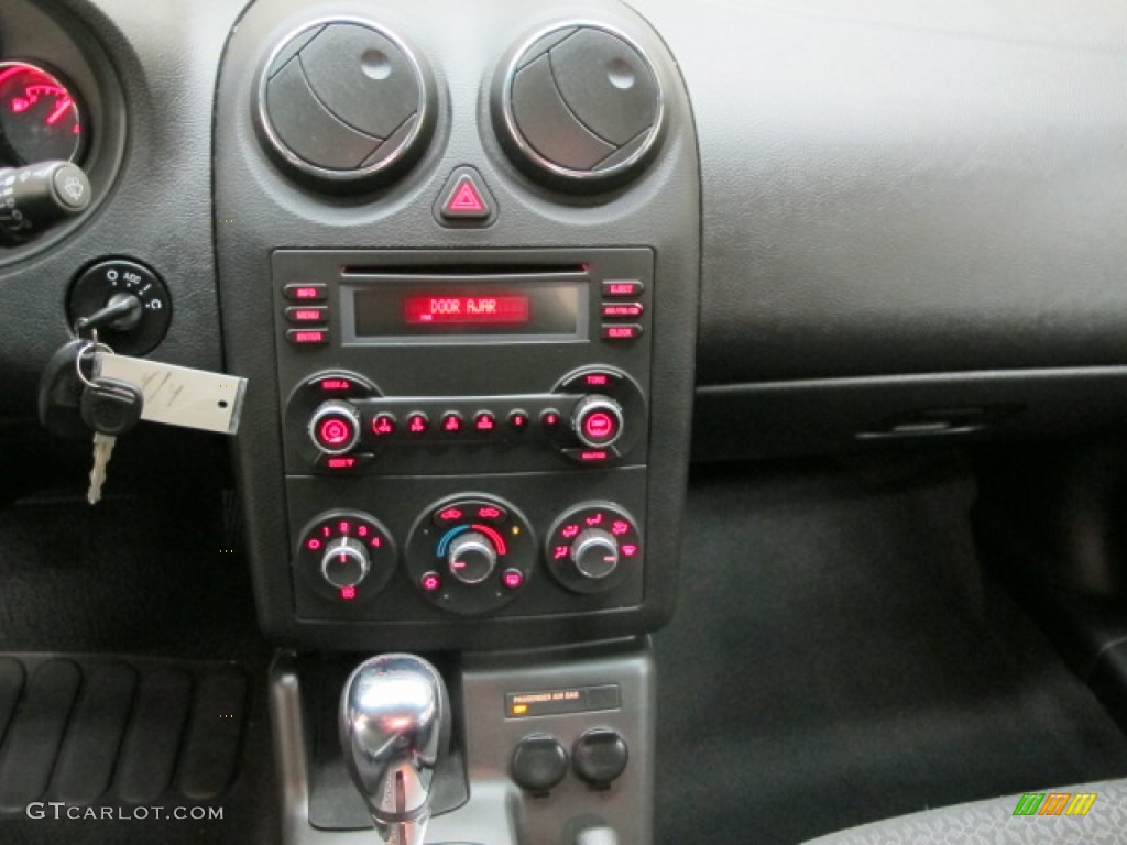 2007 G6 V6 Sedan - Emerald Green Metallic / Ebony photo #27
