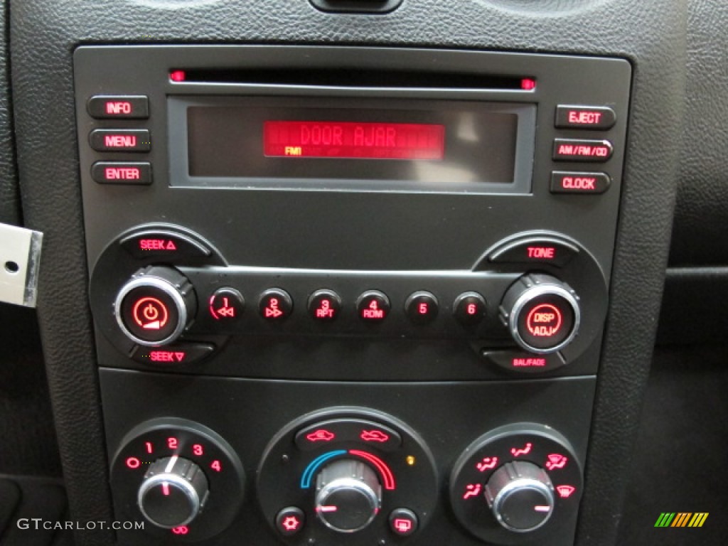 2007 G6 V6 Sedan - Emerald Green Metallic / Ebony photo #28