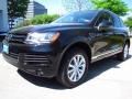 Black - Touareg V6 Sport 4Motion Photo No. 3