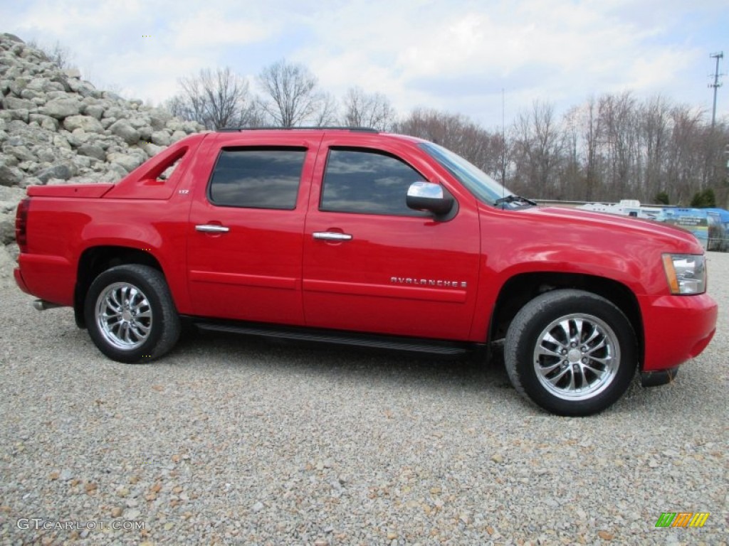 Victory Red 2008 Chevrolet Avalanche LTZ 4x4 Exterior Photo #92434921