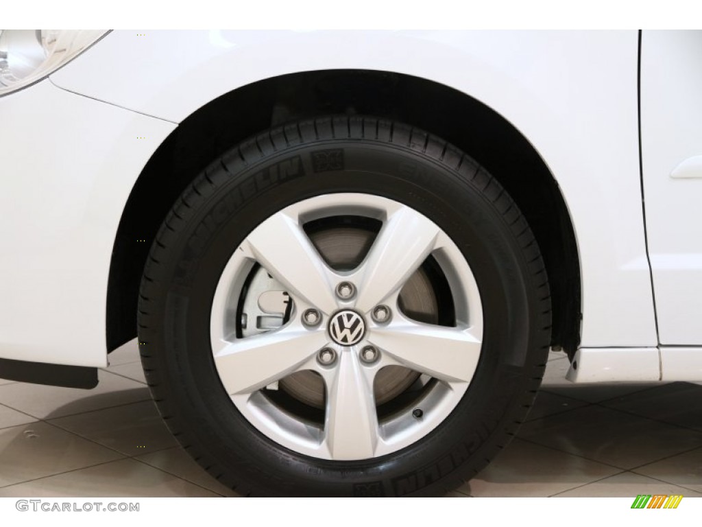 2013 Volkswagen Routan SEL Premium Wheel Photo #92435740