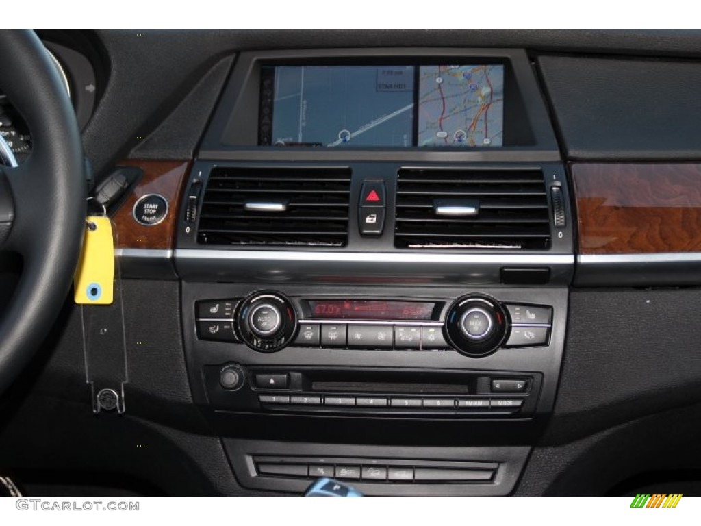 2014 BMW X6 xDrive50i Controls Photo #92436226