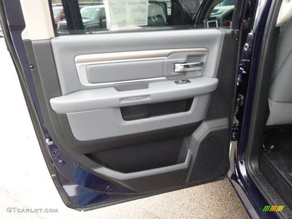 2014 1500 Big Horn Crew Cab 4x4 - True Blue Pearl Coat / Black/Diesel Gray photo #13