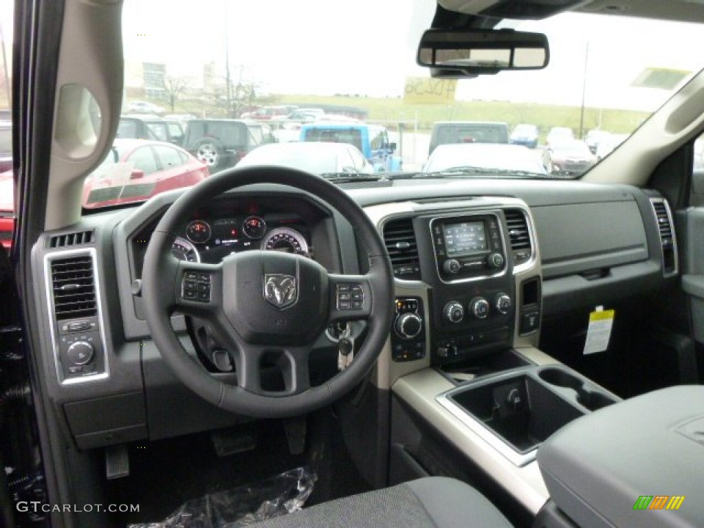 2014 1500 Big Horn Crew Cab 4x4 - True Blue Pearl Coat / Black/Diesel Gray photo #14