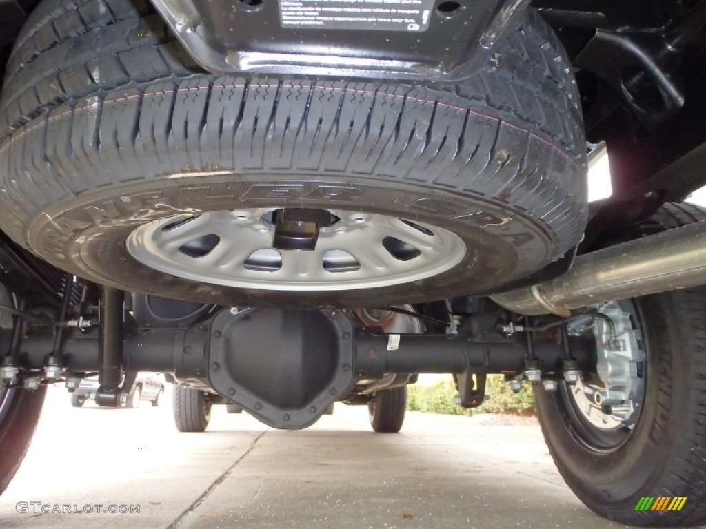 2015 Chevrolet Silverado 2500HD WT Double Cab 4x4 Undercarriage Photo #92441014