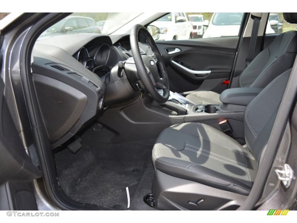 2014 Focus SE Hatchback - Sterling Gray / Charcoal Black photo #6