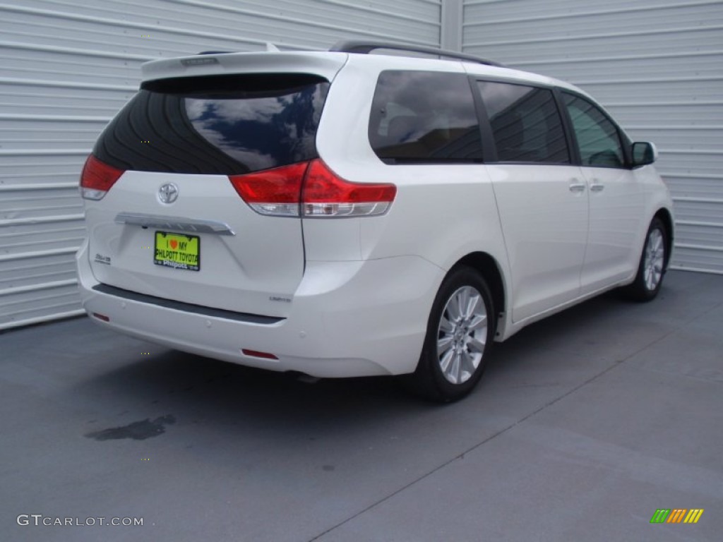 2011 Sienna Limited - Blizzard White Pearl / Light Gray photo #4