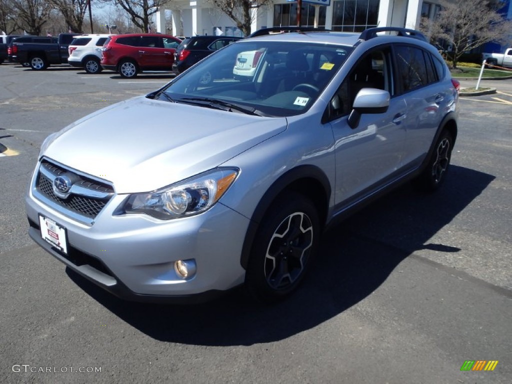 2014 XV Crosstrek 2.0i Premium - Ice Silver Metallic / Black photo #1