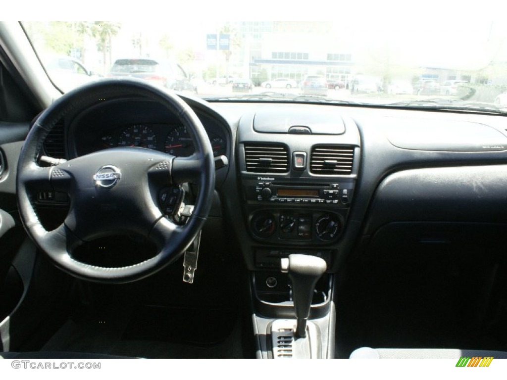 2006 Sentra 1.8 S - Cloud White / Taupe Beige photo #21