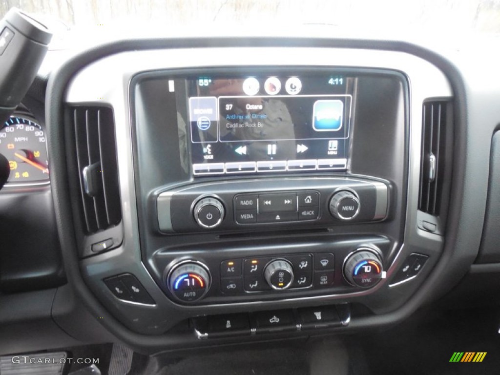 2015 Chevrolet Silverado 3500HD LT Crew Cab 4x4 Controls Photo #92451046