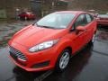 Race Red - Fiesta SE Sedan Photo No. 5