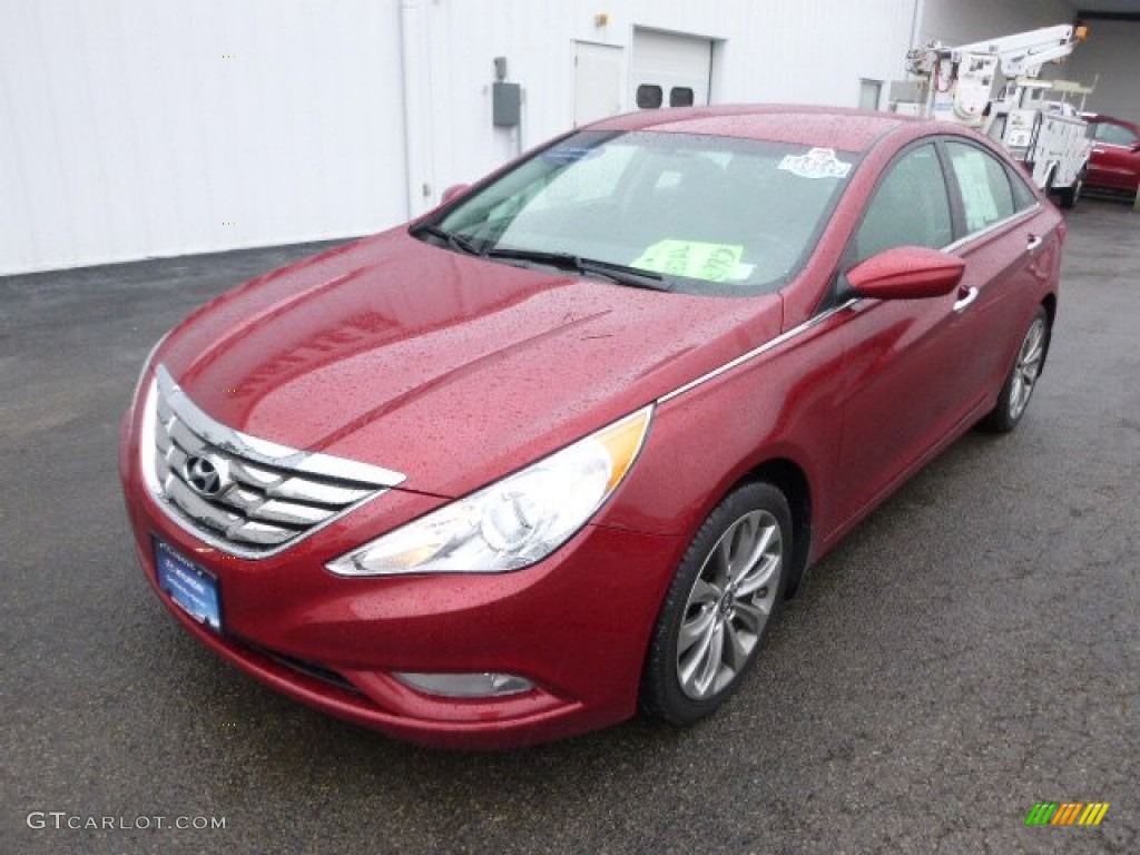 2011 Sonata SE - Venetian Red / Black photo #2