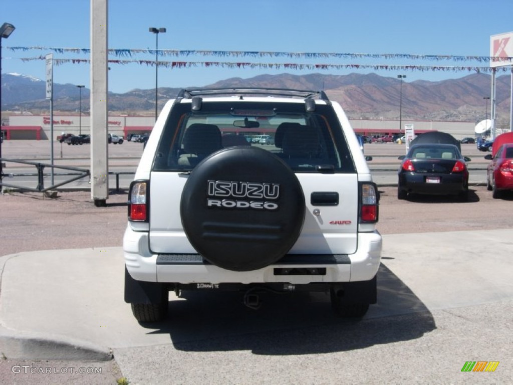 2000 Rodeo LS 4WD - Alpine White / Beige photo #13