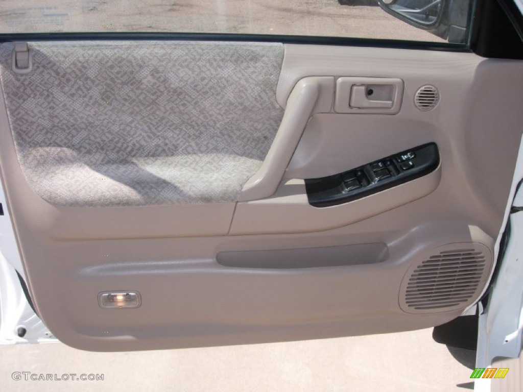 2000 Rodeo LS 4WD - Alpine White / Beige photo #20