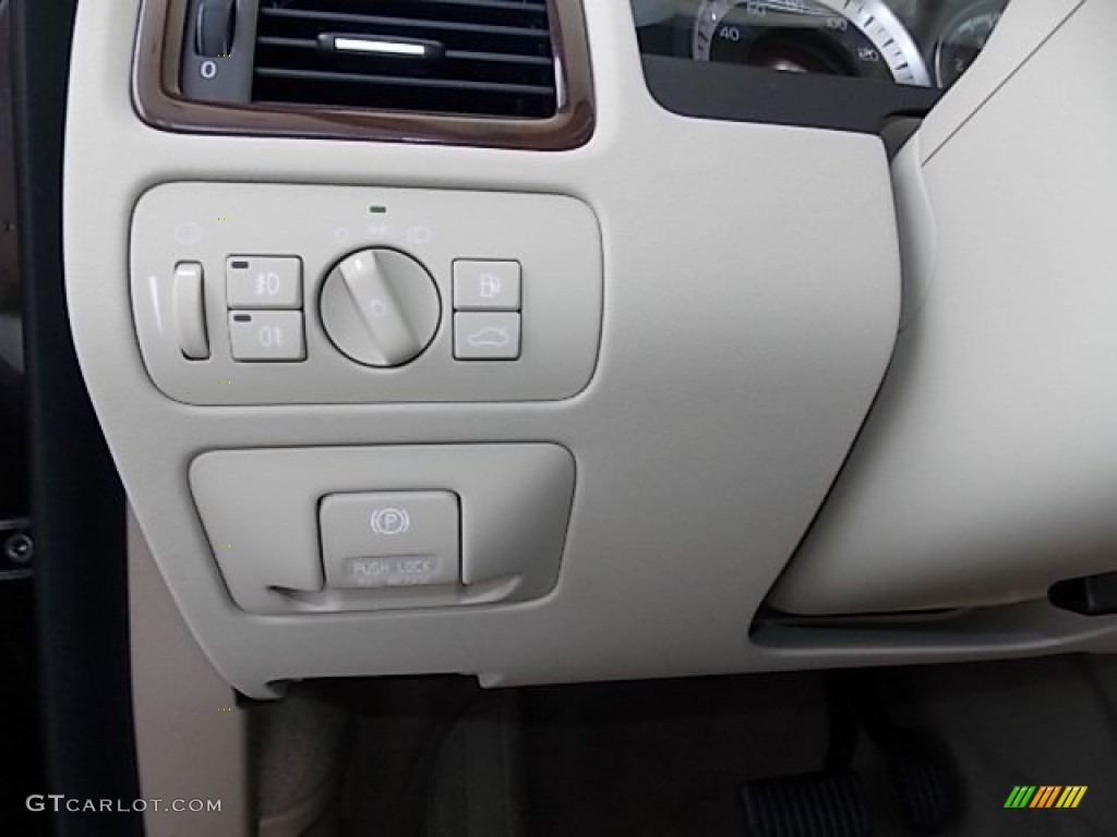 2012 Volvo S80 3.2 Controls Photo #92460163