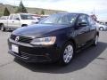 Black - Jetta SE Sedan Photo No. 3