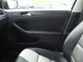 Black - Jetta SE Sedan Photo No. 16