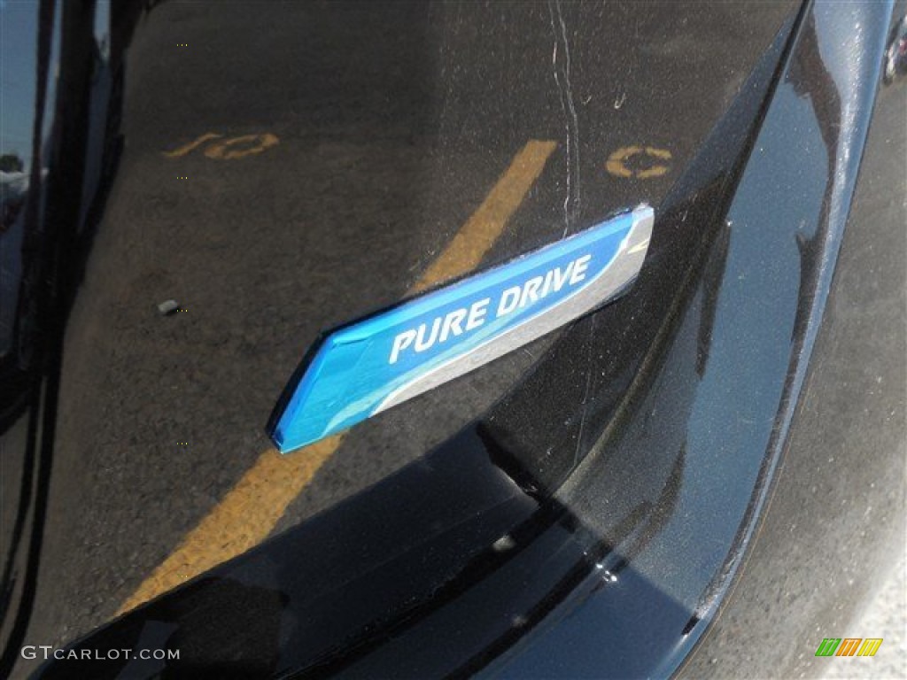 2013 Altima 2.5 S - Super Black / Charcoal photo #10