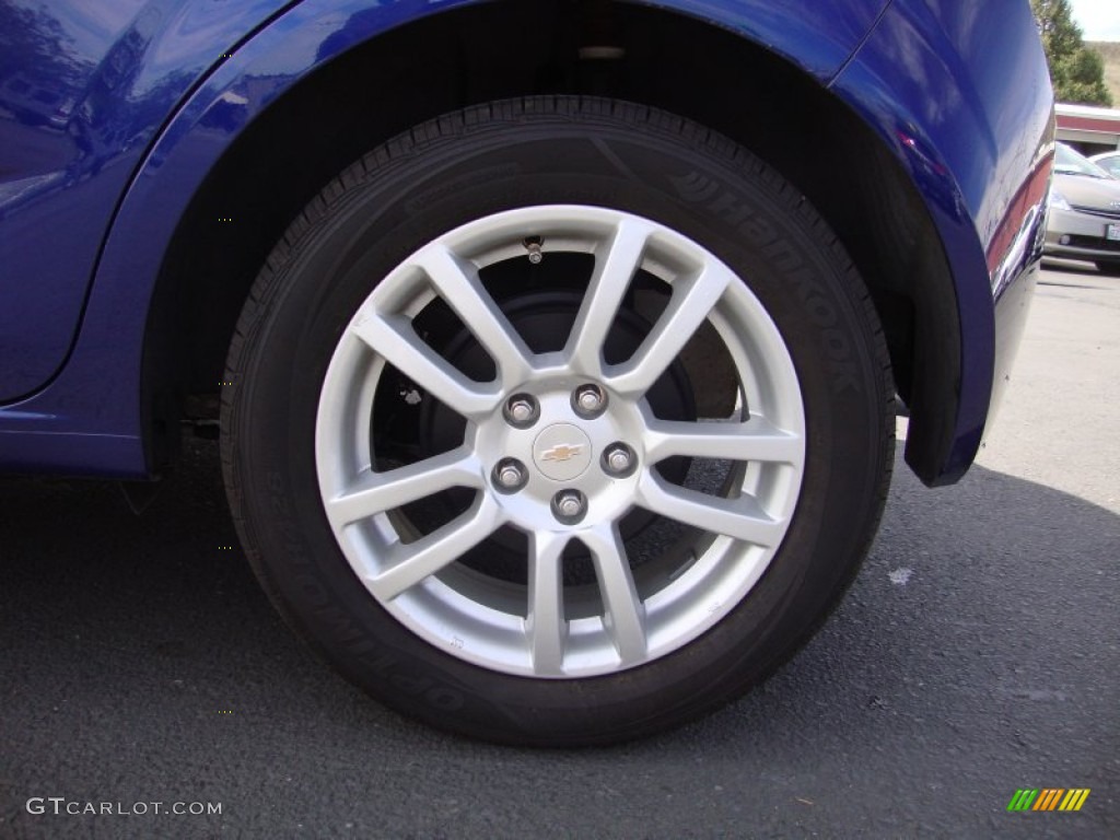 2013 Chevrolet Sonic LT Hatch Wheel Photo #92464050