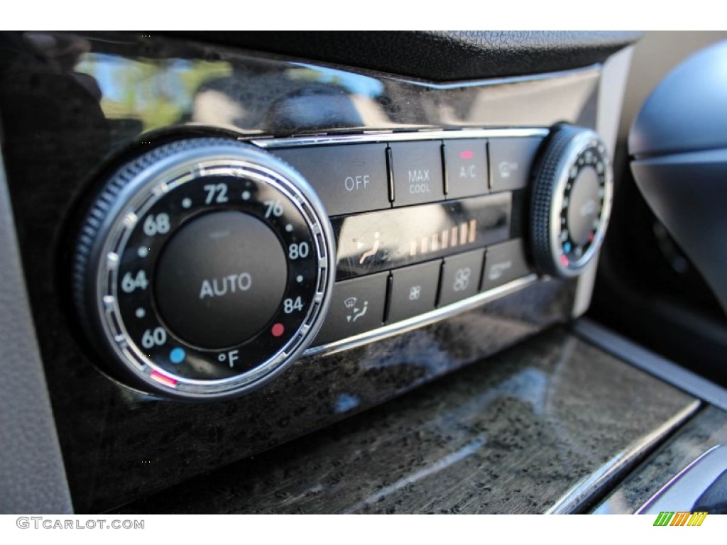 2008 Mercedes-Benz C 350 Sport Controls Photo #92464294