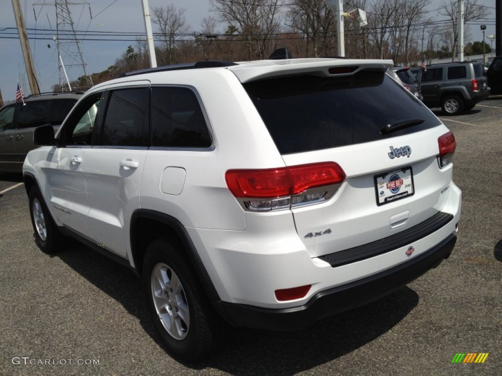 2014 Grand Cherokee Laredo 4x4 - Bright White / Morocco Black photo #4