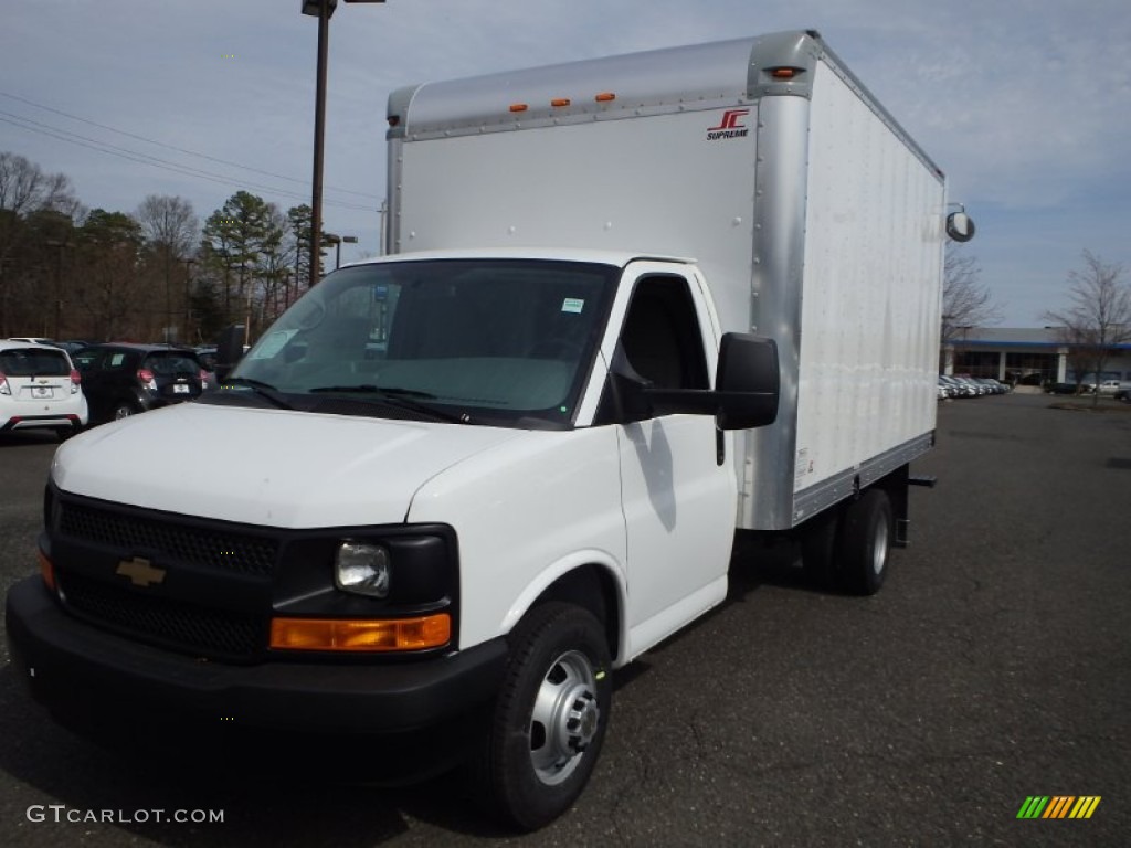 2014 Express Cutaway 3500 Moving Van - Summit White / Medium Pewter photo #1