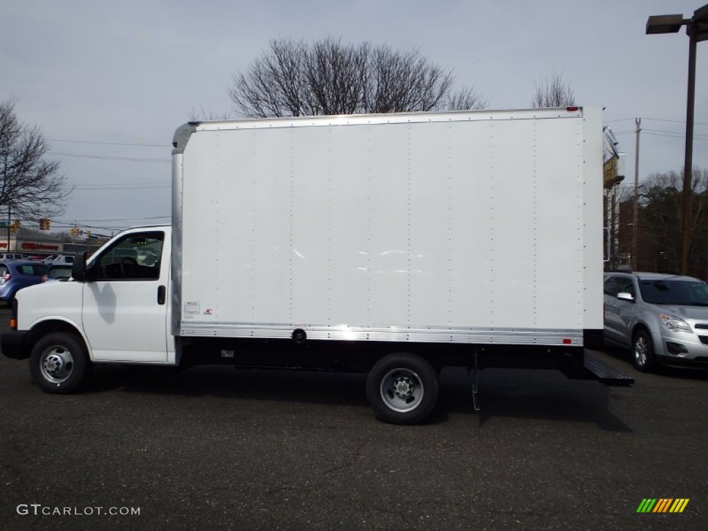 2014 Express Cutaway 3500 Moving Van - Summit White / Medium Pewter photo #5