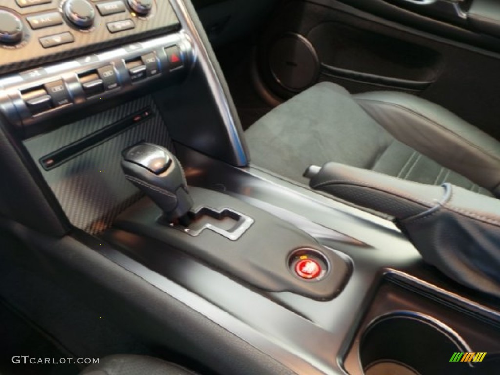 2013 Nissan GT-R Premium Transmission Photos