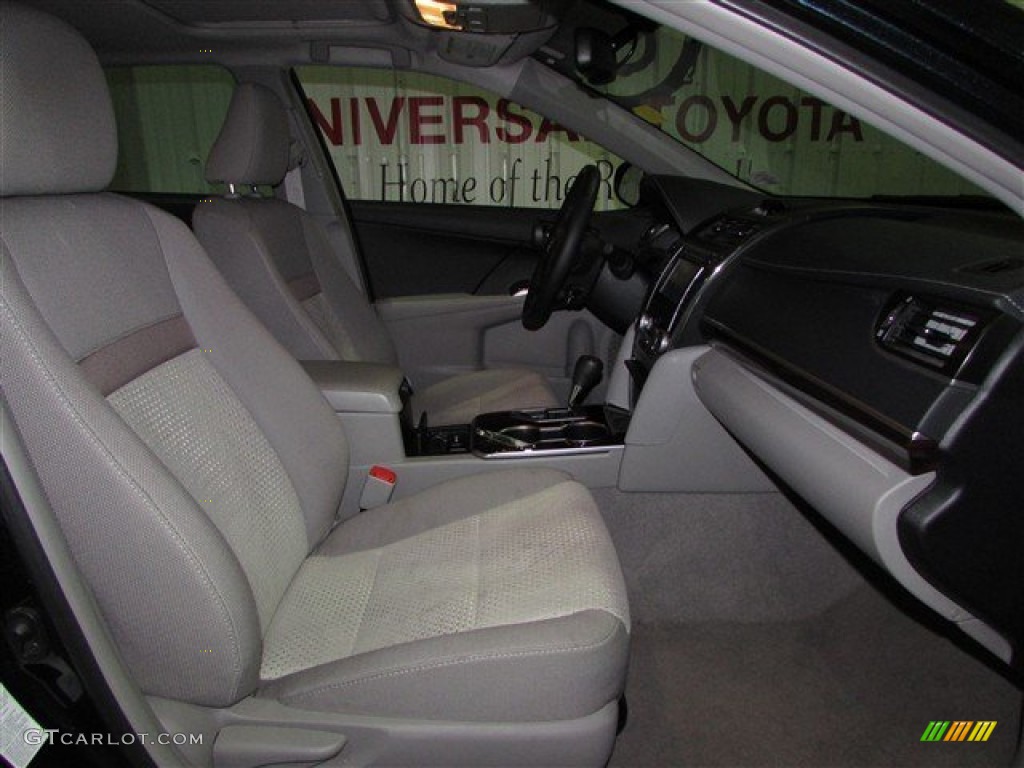 2014 Camry XLE - Attitude Black Metallic / Ash photo #19