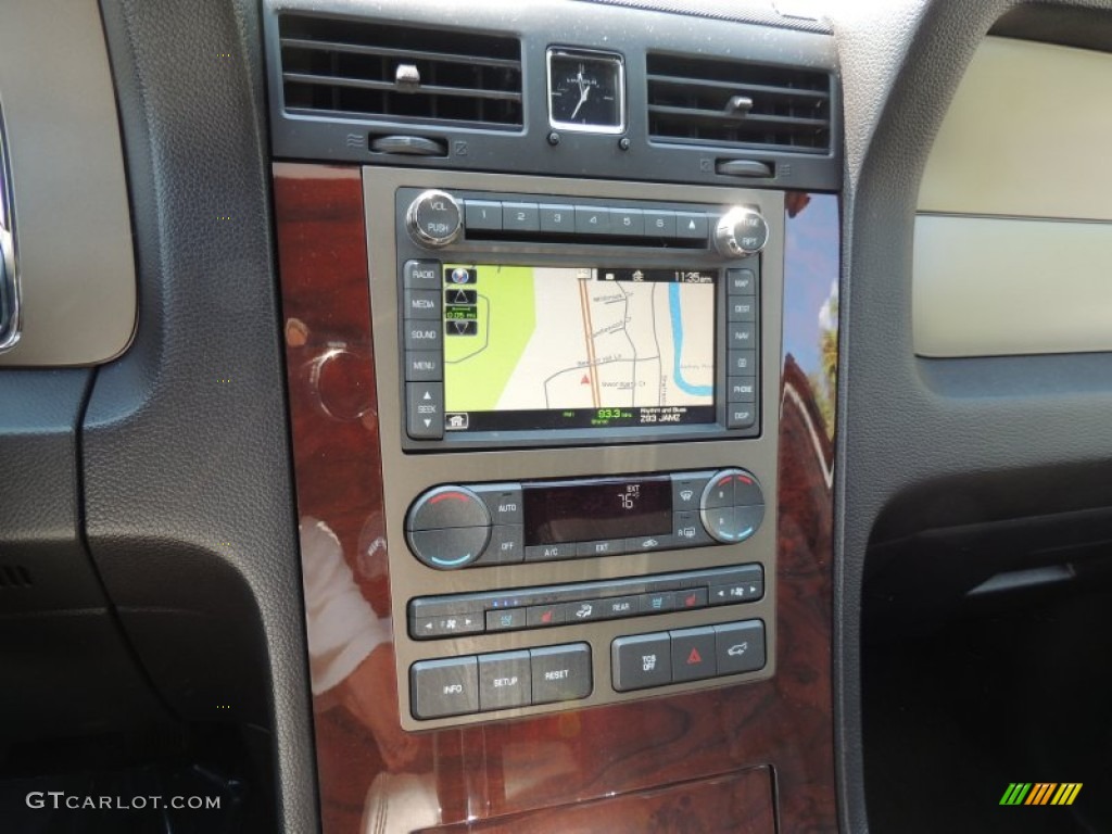 2012 Lincoln Navigator L 4x2 Controls Photos