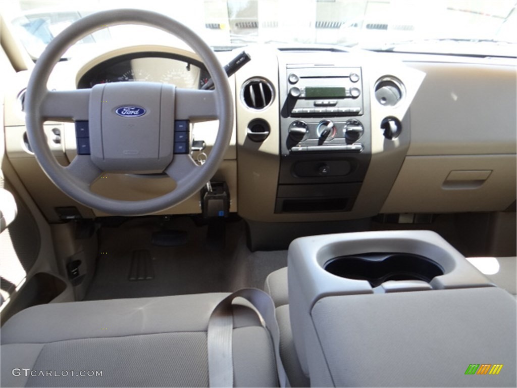 2005 F150 XLT SuperCrew - Arizona Beige Metallic / Castano Brown Leather photo #13