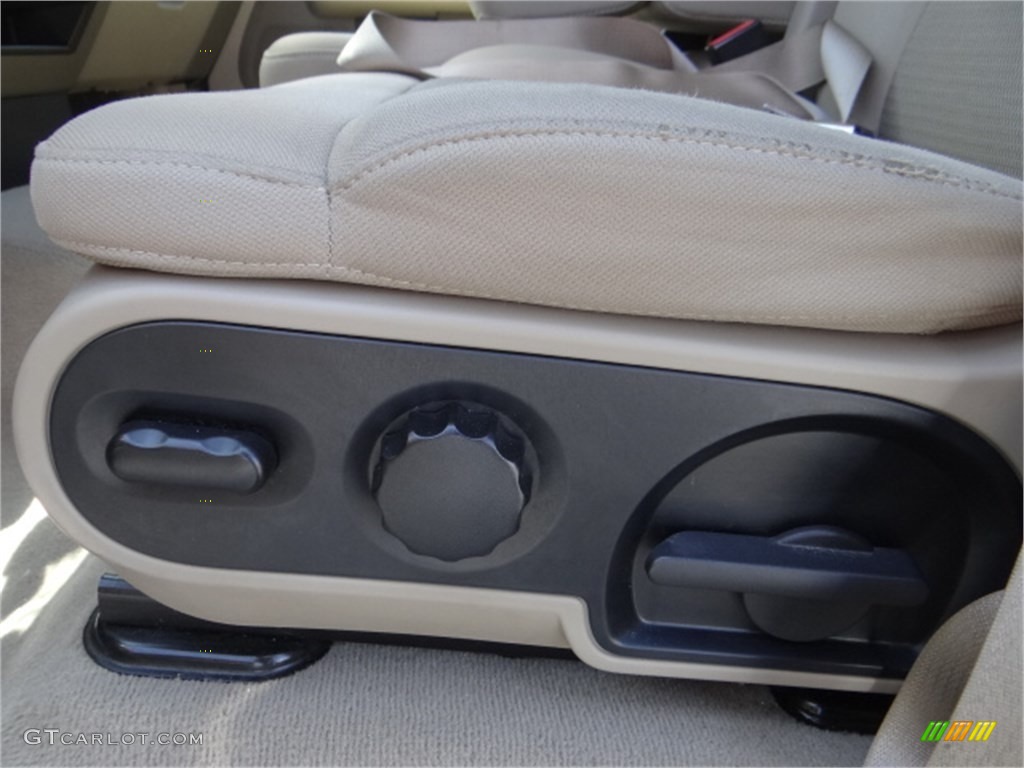 2005 F150 XLT SuperCrew - Arizona Beige Metallic / Castano Brown Leather photo #16