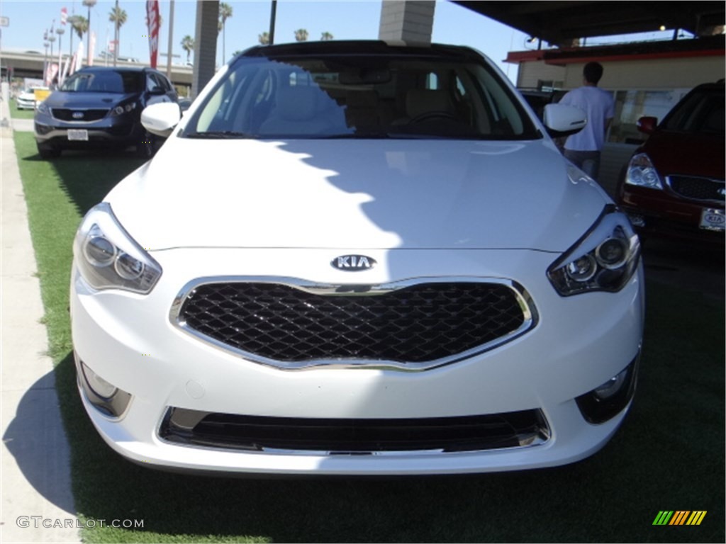 2014 Cadenza Premium - Snow White Pearl / Beige photo #2
