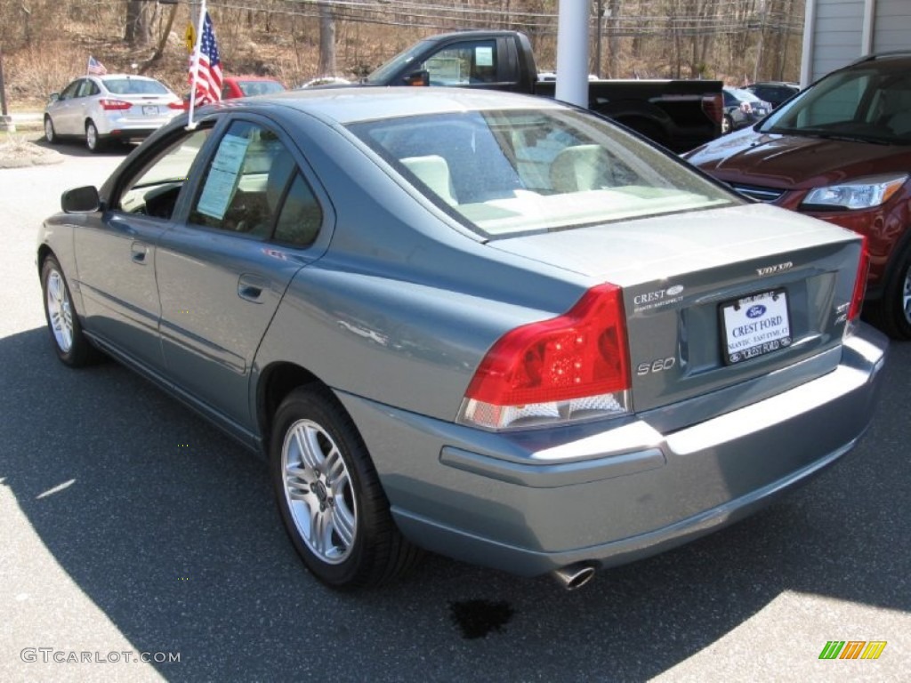 2005 S60 2.5T AWD - Platinum Green Metallic / Taupe photo #5