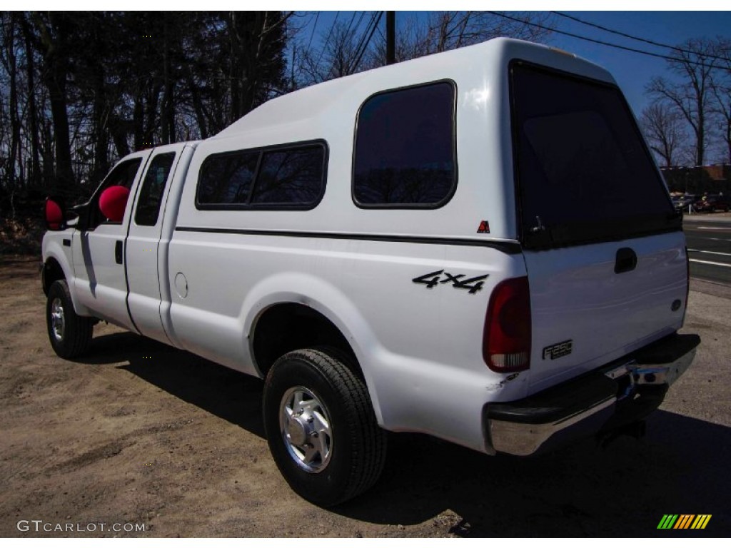 2004 F250 Super Duty XL SuperCab 4x4 - Oxford White / Medium Parchment photo #4