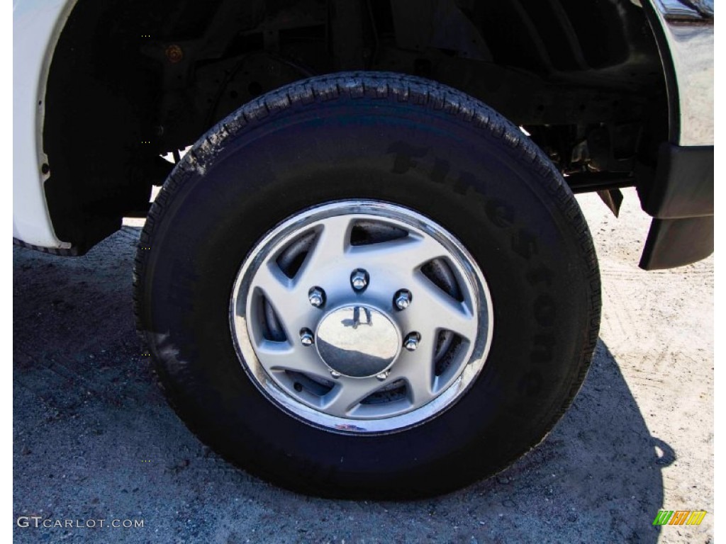 2004 F250 Super Duty XL SuperCab 4x4 - Oxford White / Medium Parchment photo #9