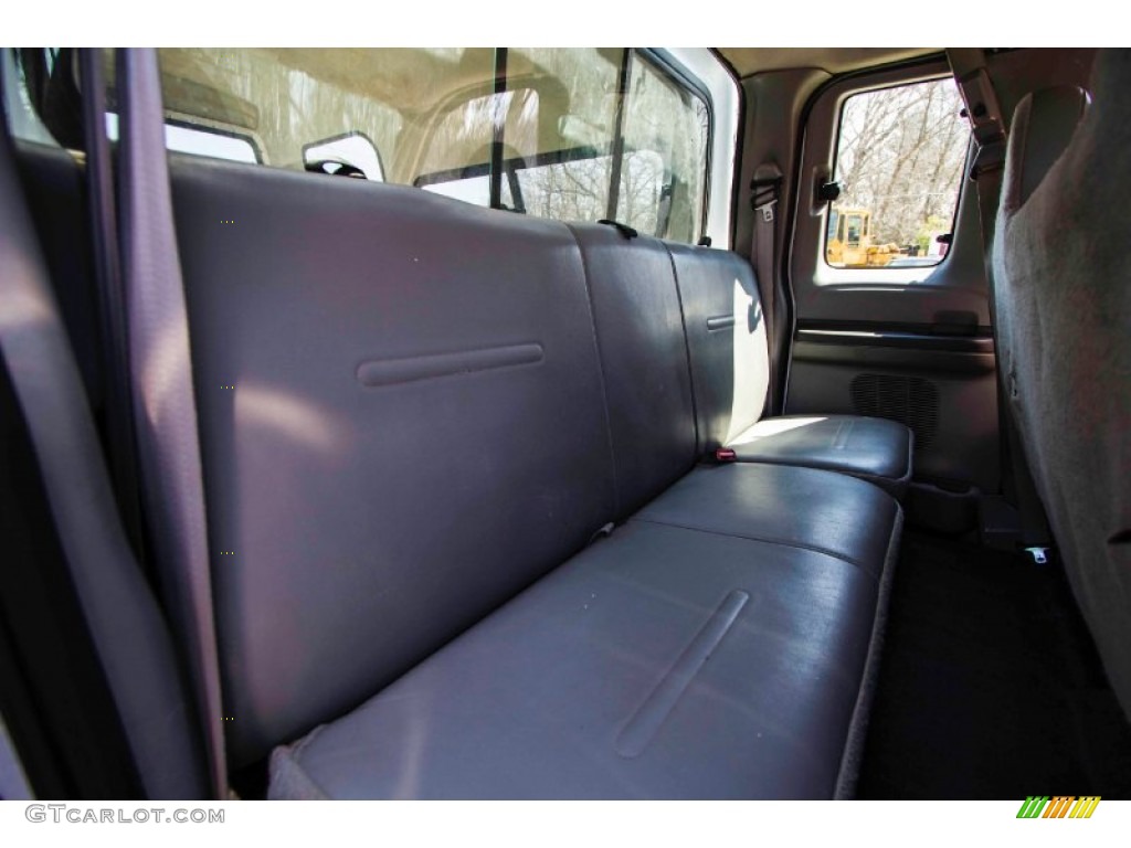 2004 F250 Super Duty XL SuperCab 4x4 - Oxford White / Medium Parchment photo #16