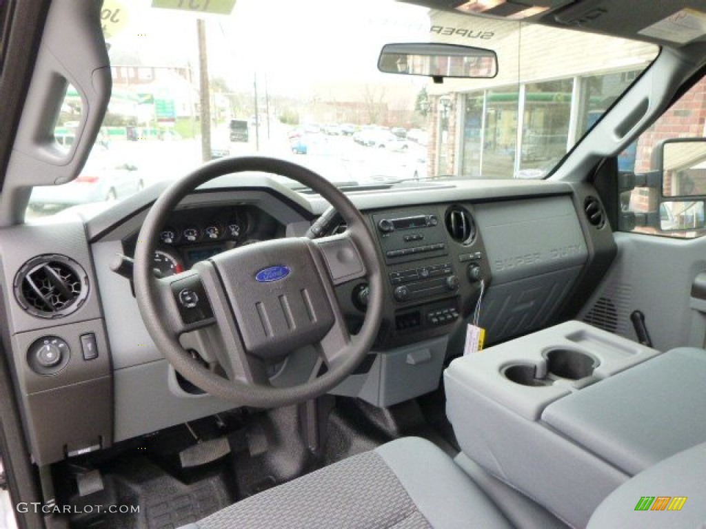 Steel Interior 2015 Ford F250 Super Duty XL Super Cab 4x4 Photo #92498658