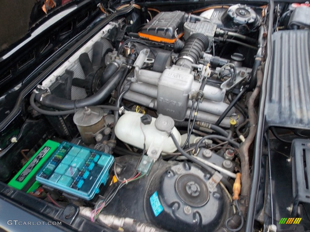 1986 BMW 6 Series 635CSi 3.4 Liter SOHC 12-Valve Inline 6 Cylinder Engine Photo #92500095