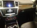 Black - ML 350 4Matic Photo No. 28